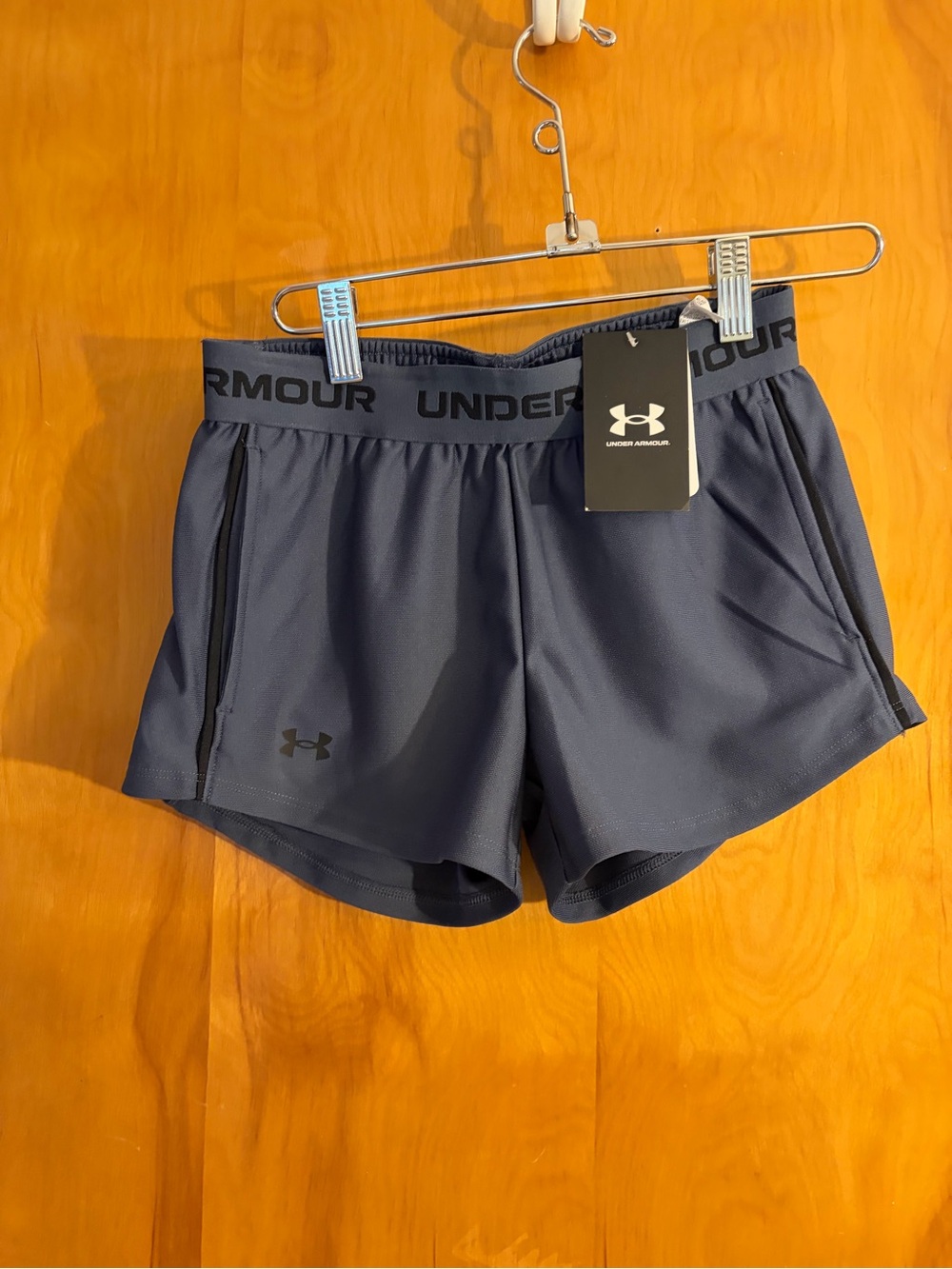 Under Armour Girl’s dark grey Performance Shorts